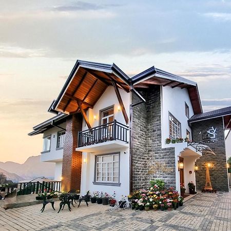 C I Residence نوفارا إيلِيا المظهر الخارجي الصورة