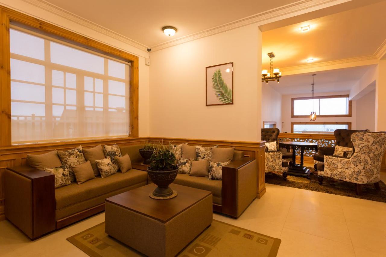 C I Residence نوفارا إيلِيا المظهر الخارجي الصورة